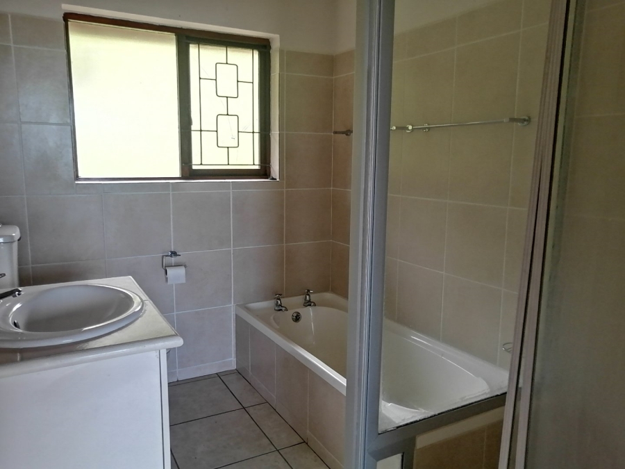 To Let 3 Bedroom Property for Rent in Heuwelkruin Western Cape